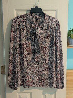 NWT Ann Taylor Floral Tie-Neck Blouse